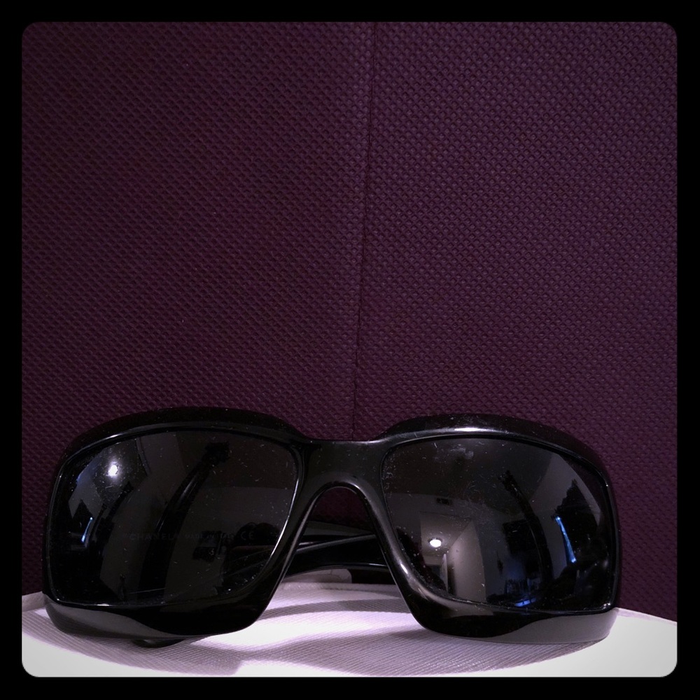 🖤мσтнєя σf ρєαяℓ ¢σ¢σ ¢нαиєℓ νιитαgє ѕυиgℓαѕѕєѕ🕶